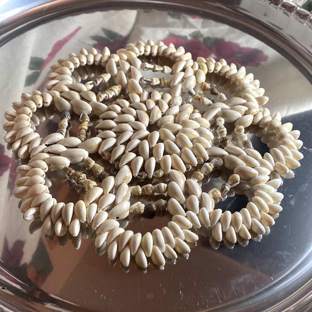 Vintage shell doily